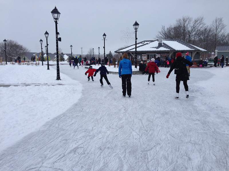 Skaters on The Loop at Bannerman Park