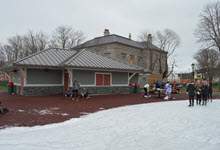 photo of the green canteen building at Bannerman Park, snow on the ground